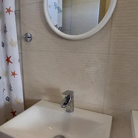 Na Plazy アパート ウストロニエ・モルスキエ