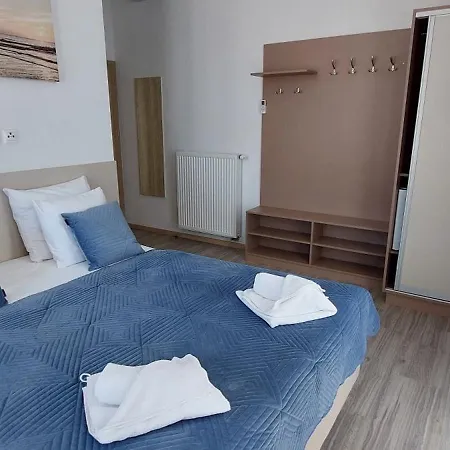 Na Plazy アパート ウストロニエ・モルスキエ